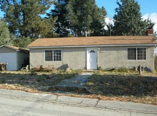 43230 Walkatop Rd, Lake Hughes, CA 93532