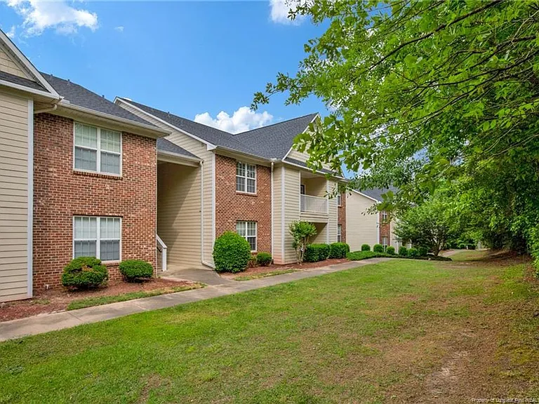 3119 Wisteria Ln #102 — Photo 10