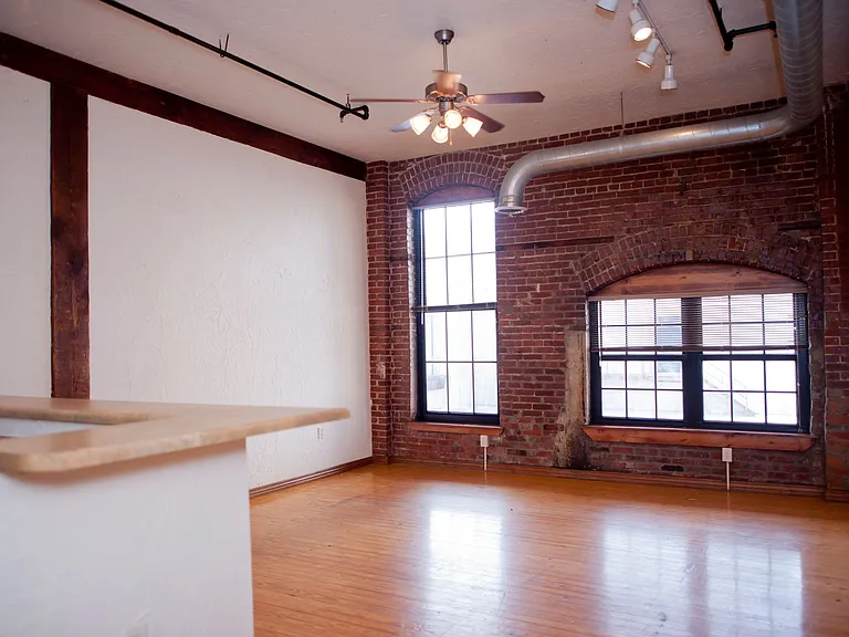 Stove Works Lofts — Photo 5