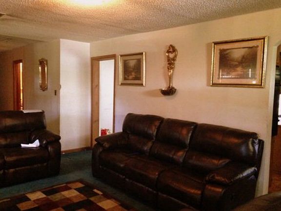 3rd image of 1018 County Road 167
