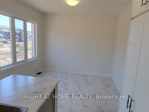 4th image of 36 Granite Ridge Trl