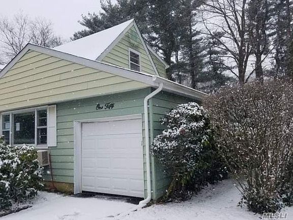 2nd image of 150 Radcliff Dr