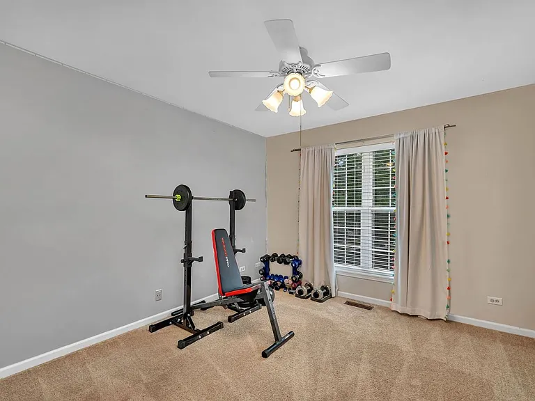 2173 Rossiter Pkwy — Photo 17