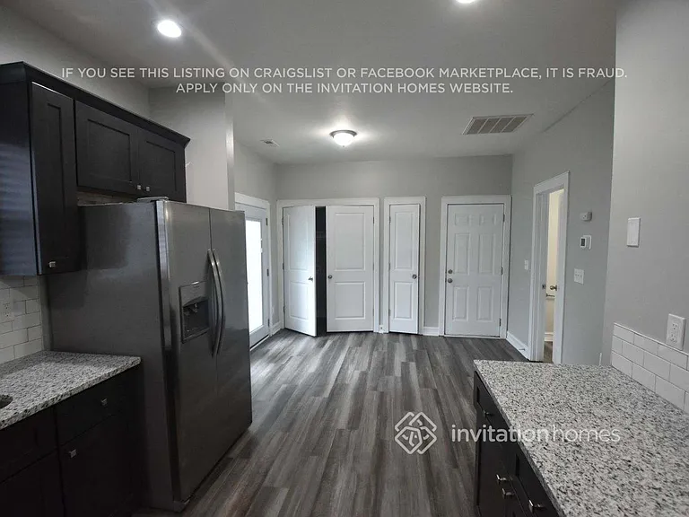 8527 Castle Cliff Dr — Photo 6