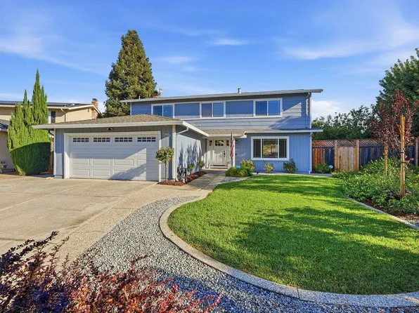655 Encino Dr, Morgan Hill, CA 95037