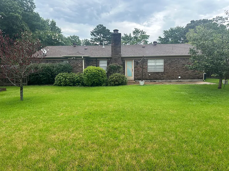 895 Barbara Lynn Dr — Photo 17