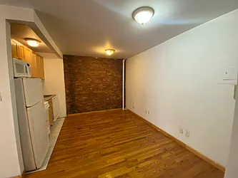 Rented by Crosstown Apartments NYC