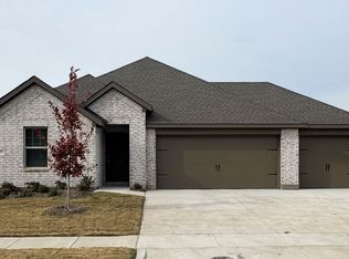 7030 Thunder Dove Ct, Garland, TX 75043