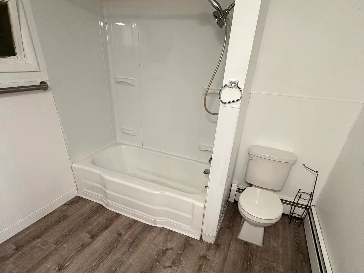 2 bed, 800 sqft, $1,200 — Photo 4