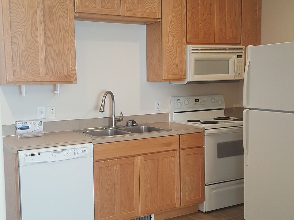 1st image of 1036 Burwell St #F