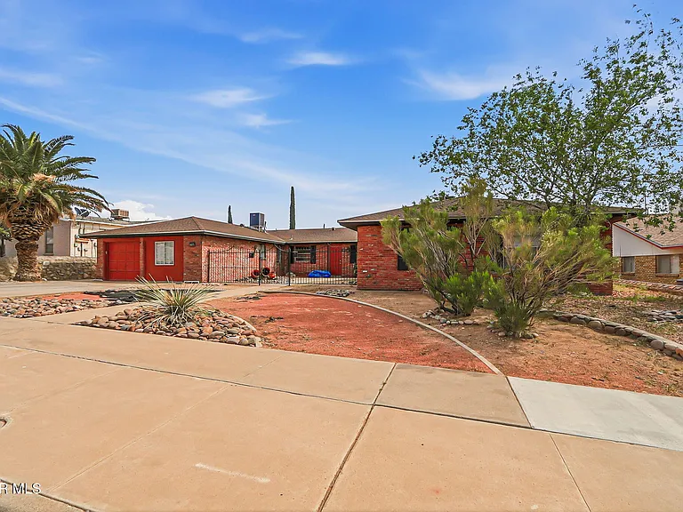 6613 Escondido Dr #B — Photo 28