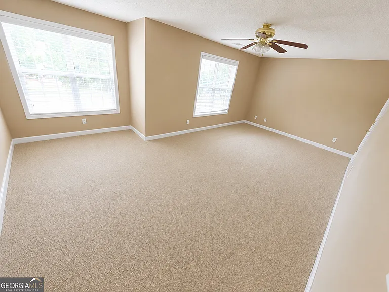 825 Stoneglen Ct — Photo 16