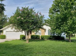 2012 Cottage Ave SW, Live Oak, FL 32064