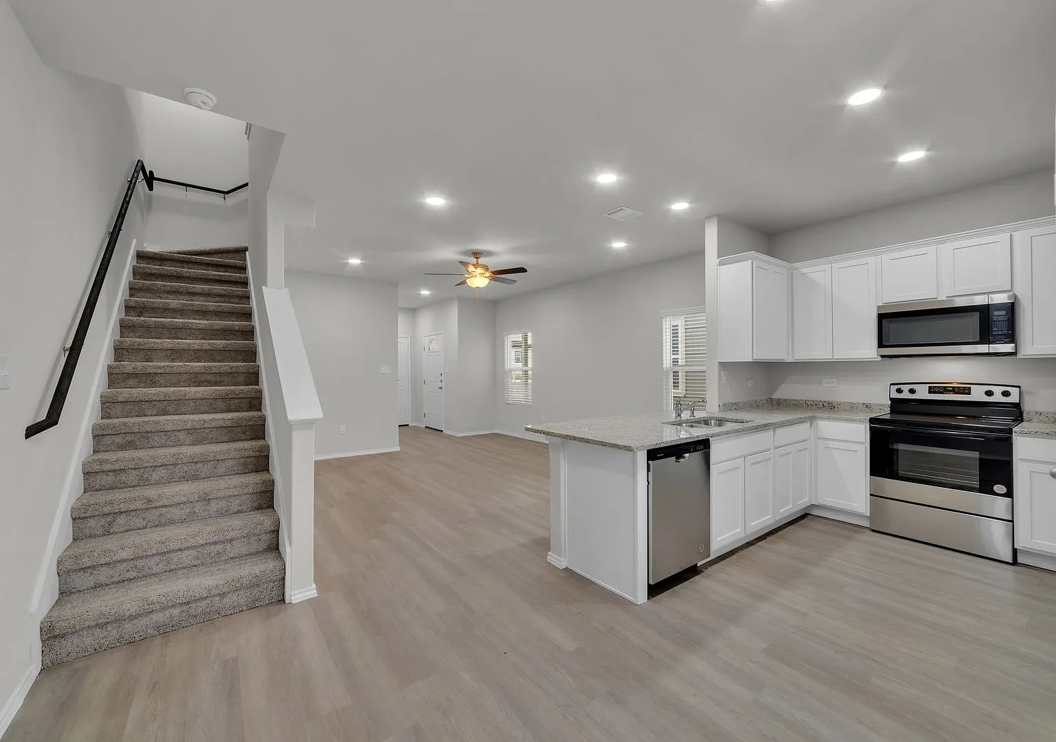 7356 Misty Ridge Bld 5 — Photo 4