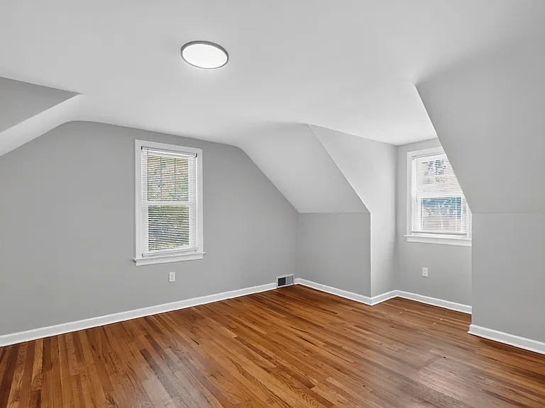 239 S Sparks St — Photo 22