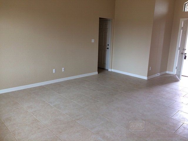 2nd image of 3205 Legacy Ln