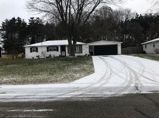 675 Hayes St, Holland, MI 49424