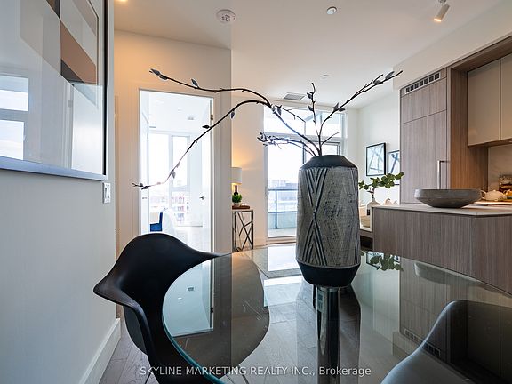 3rd image of 6 Greenbriar Rd #1008