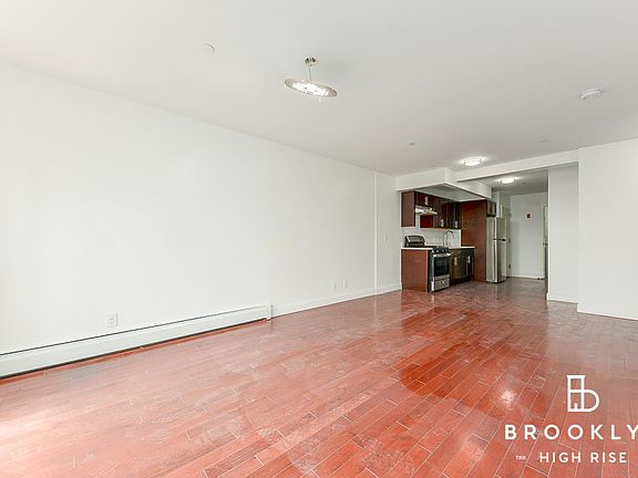 5th image of 2120 Daly Ave #7A