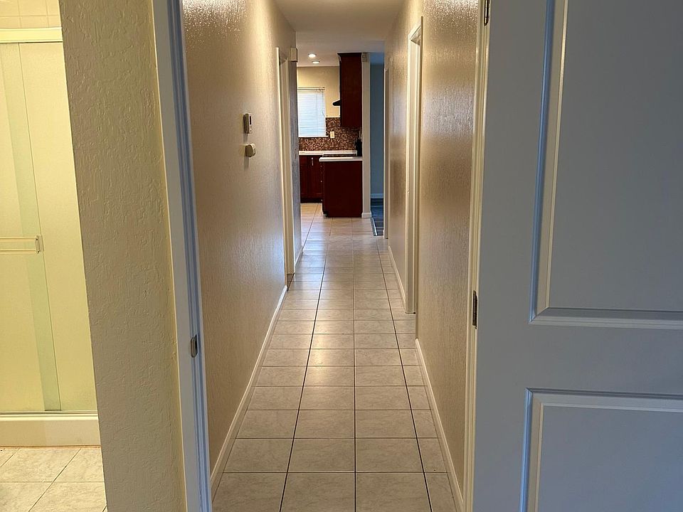 1st image of 4989 Speak Ln