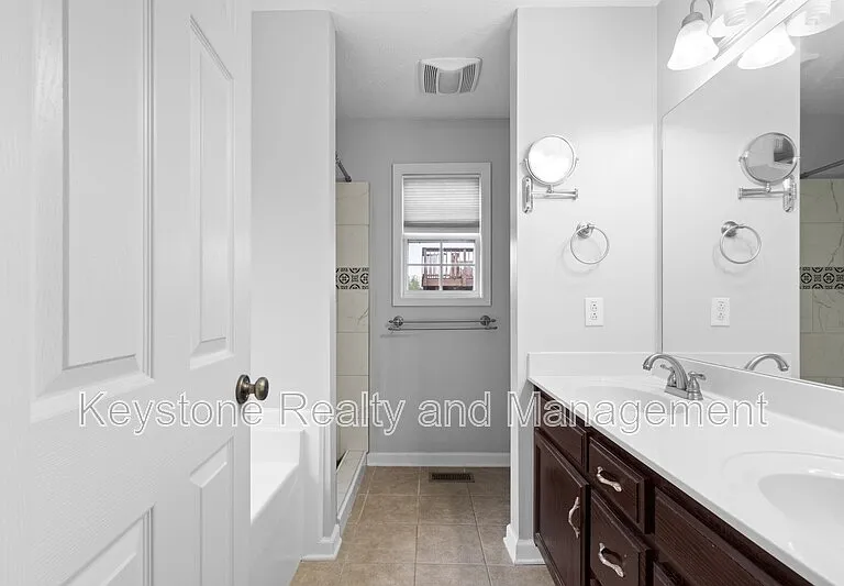 1405 Mutual Dr — Photo 7