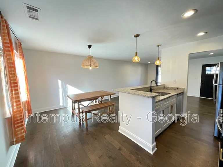 2867 Joyce Ave — Photo 13