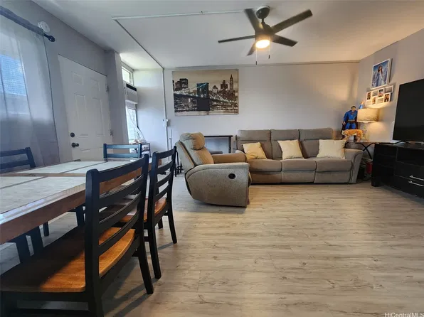 94-249 Waikele Rd APT A205, Waipahu, HI 96797