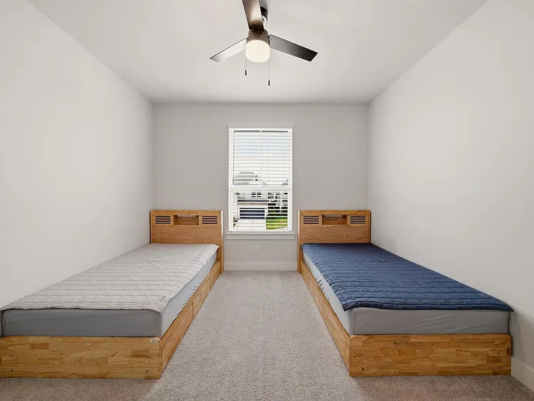 26307 Camden Canyon Ave — Photo 27