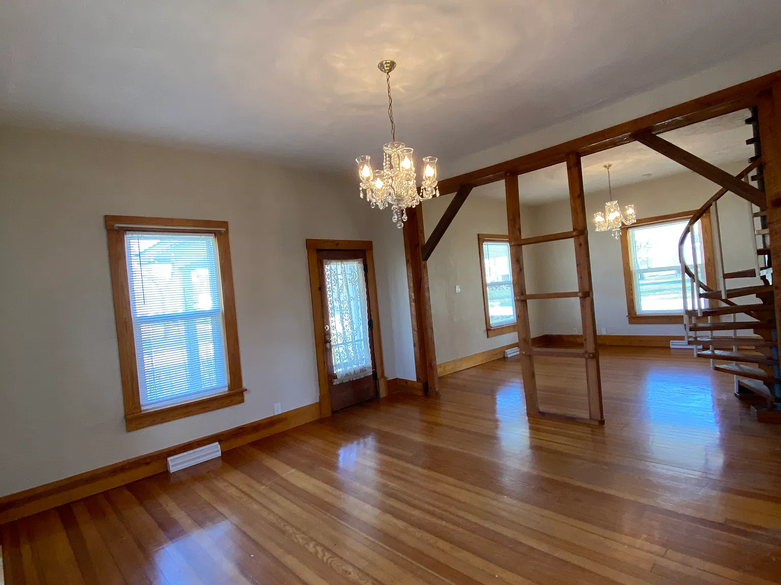 3 bed, 2148 sqft, $2,000 — Photo 4