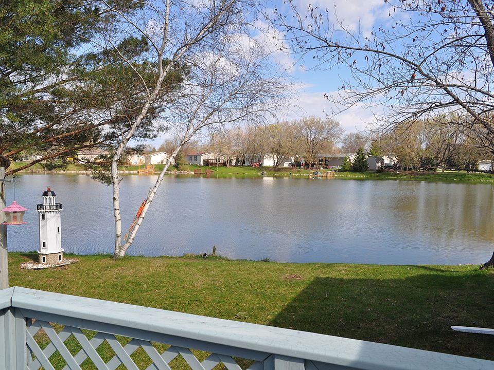 2nd image of 110 Twin Lakes Dr
