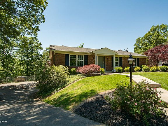 2nd image of 9104 Lakeridge Dr