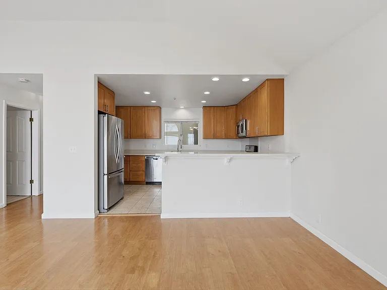 67 Wellington Ave — Photo 10