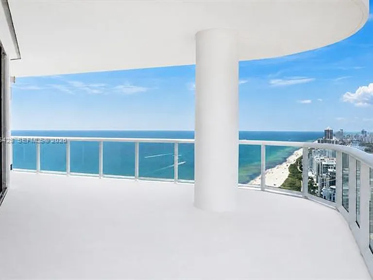 6365 Collins Avenue Cu #7 — Photo 3