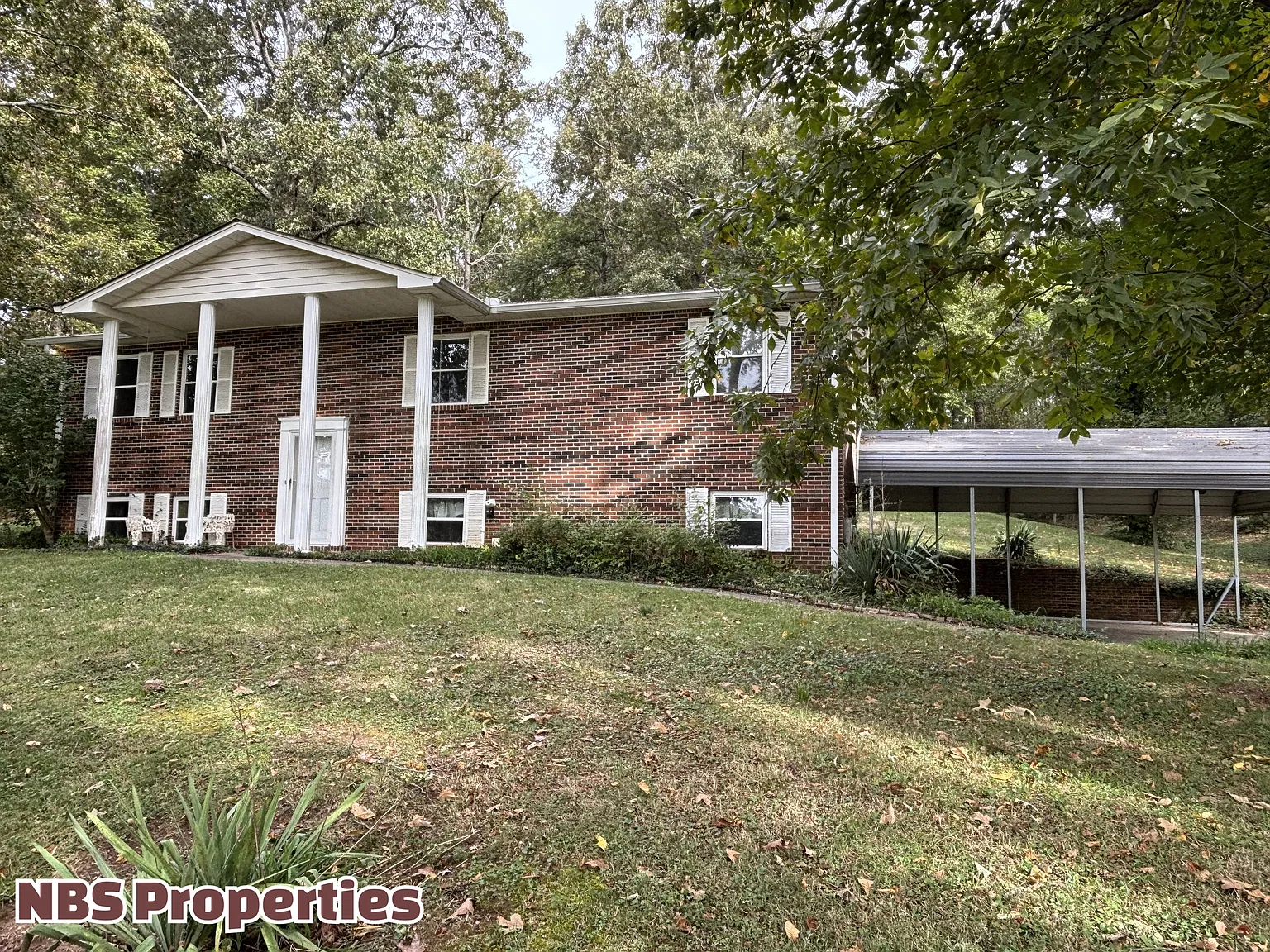 3395 Watkins Road East - 1 — Photo 2