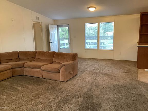 4th image of 720 Billie Ave