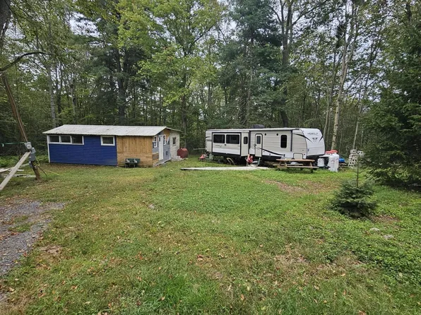(undisclosed Address), Gouldsboro, PA 18424