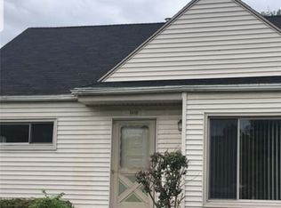 3618 Comanche Ave, Flint, MI 48507