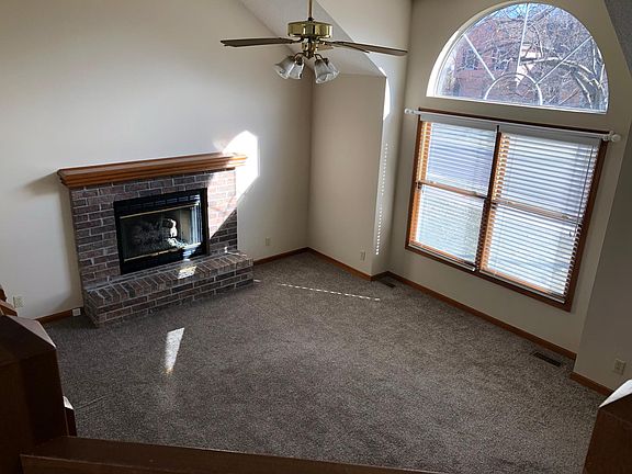 3rd image of 15616 Barkley St