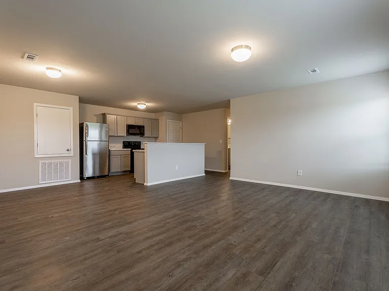 1259B Oak St — Photo 4