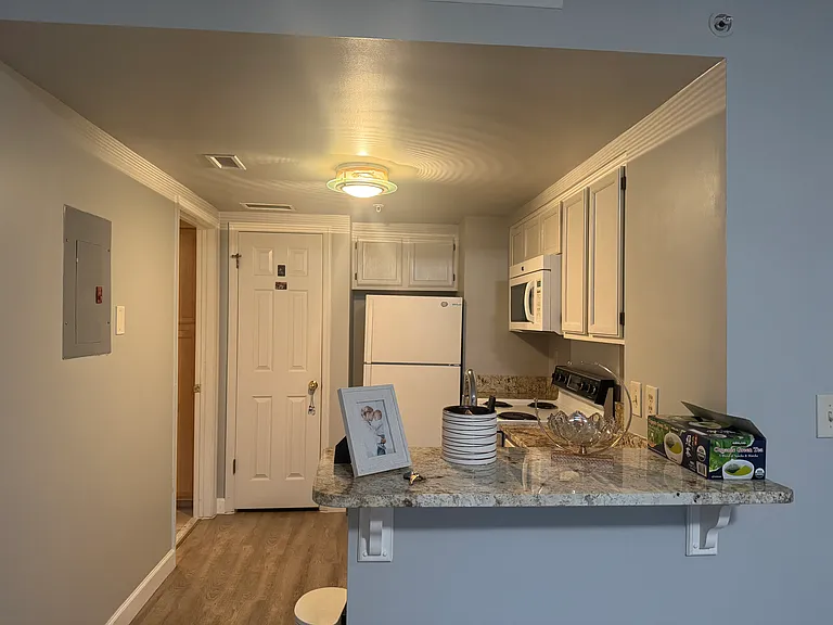 199 14th St NE #1412 — Photo 6
