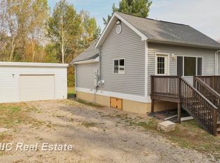 5230 Waterman Rd, Vassar, MI 48768