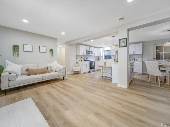 8367 S Reed Street #A2, Littleton, CO 80128