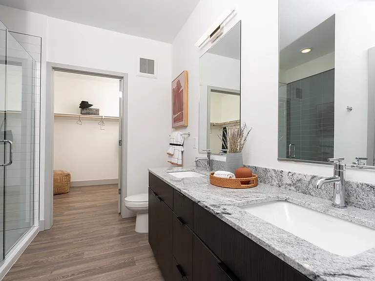 Legacy Metro 525 — Photo 9