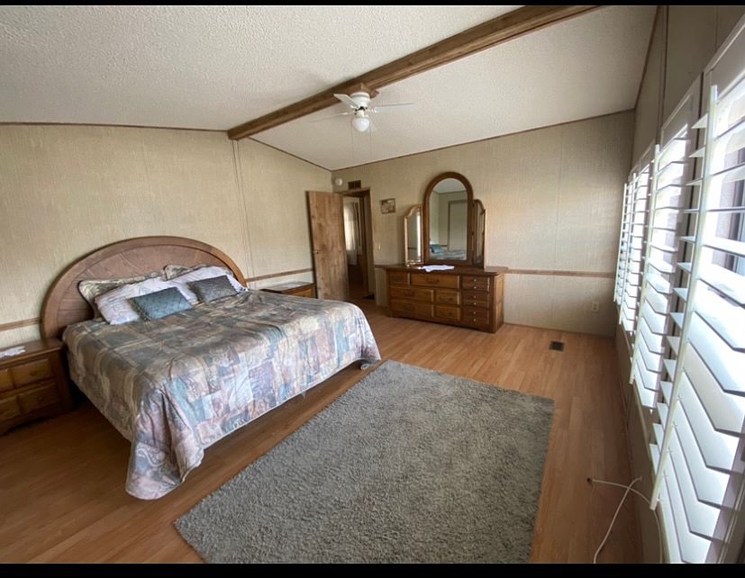 1st image of 15300 Palm Dr Space 150