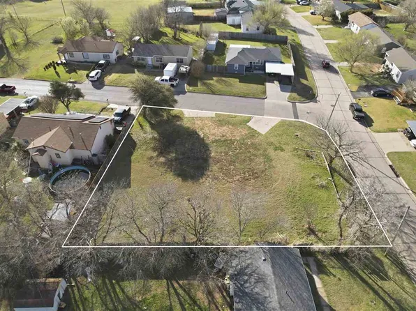 3141 NW Liberty Ave, Lawton, OK 73505