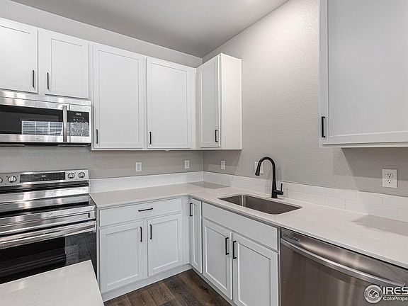 5th image of 255 Penguin St