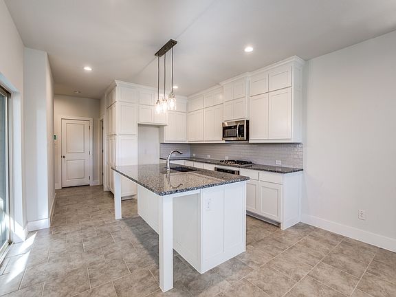 5th image of 6523 Bowman Roberts Rd