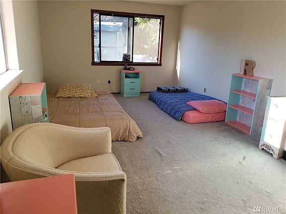 2nd image of 15407 118th Avenue Ct E
