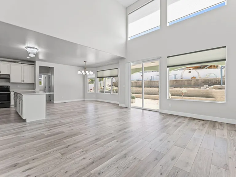 2877 S Greenhead Dr — Photo 35