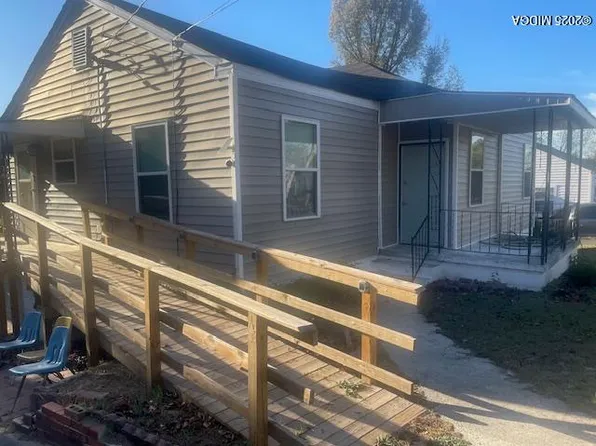 932 Quinlan Dr, Macon, GA 31206